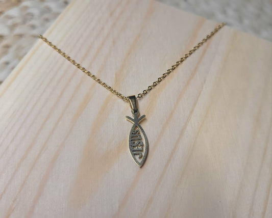 CADENA CON COLGANTE PEZ "JESÚS"ACERO DORADO